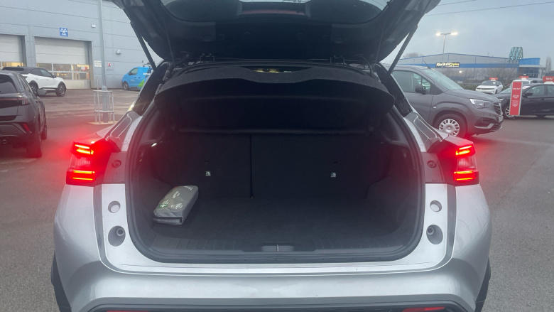 Nissan Juke 1.0 DiG-T 114 Tekna 5dr DCT Petrol Hatchback